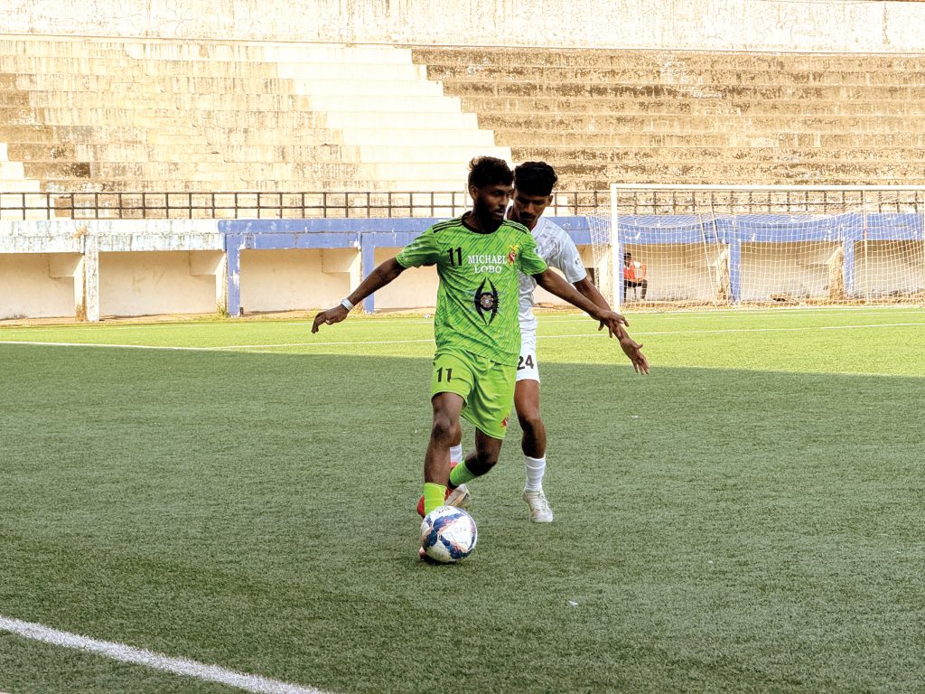 Cyprain brace cracks the case