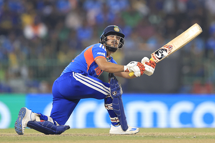 India dismantle Pakistan without breaking sweat