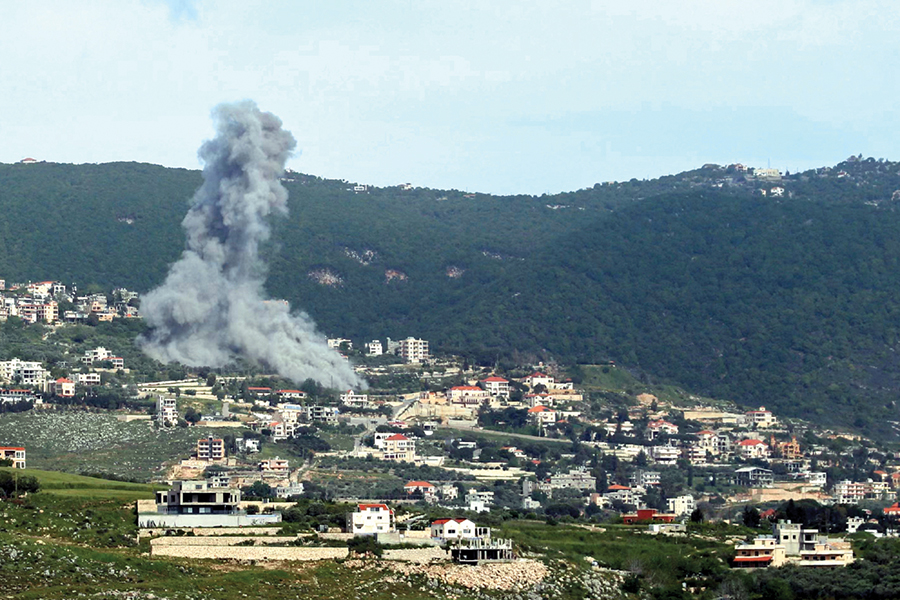Israeli drone strikes on vehicles kill 1...
